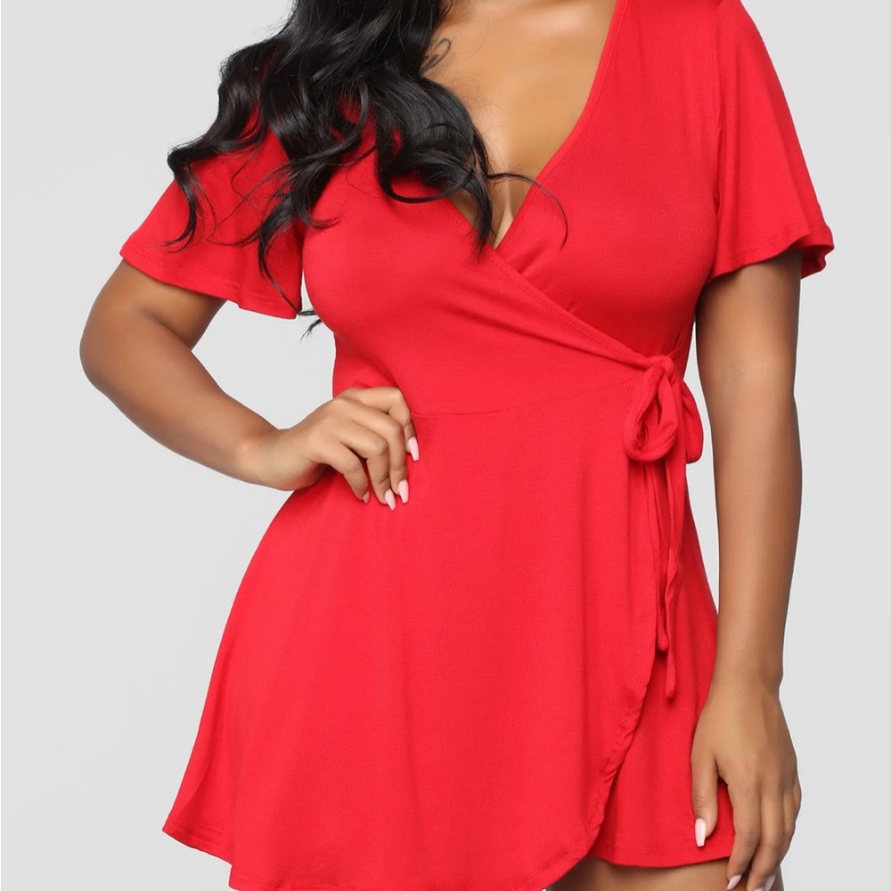 NWT Fashion nova flattering red romper - Picture 2 of 4